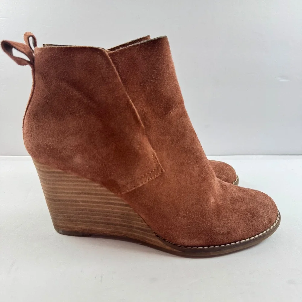 Lucky Brand Yohana Brown Suede Wedge Ankle Booties‎ Womens 8.5 M LK-YOHANA
